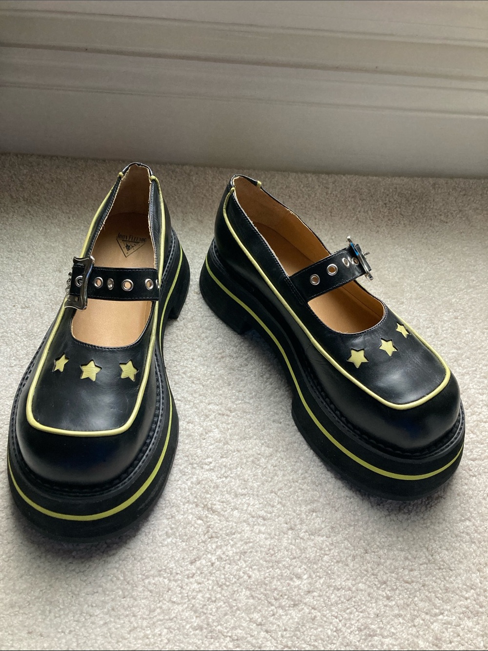 John Fluevog Freshvogs FV3 mary janes with star cutouts - Picture 1 of 17